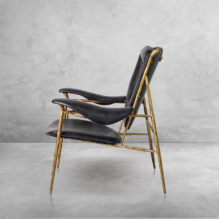 Thades Enamel Wooden Plate Leather Armchair