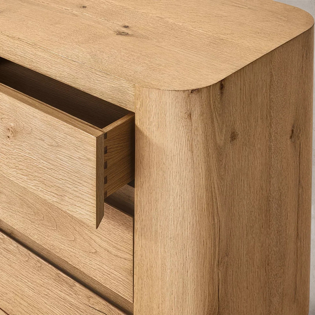 Oslina Closed Nightstand