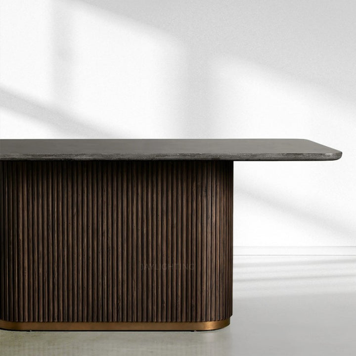 Fioley Dining Table
