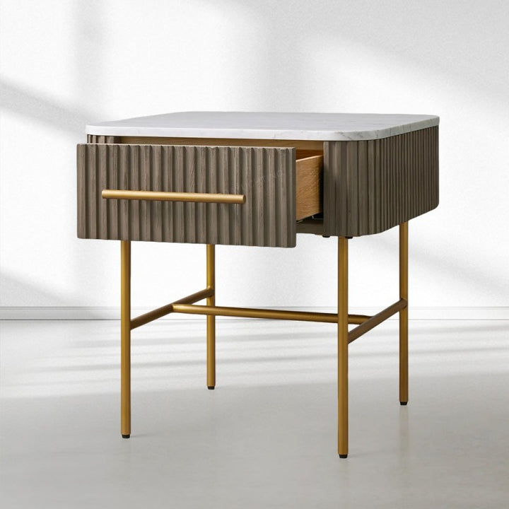 Fioley End Table with Drawer