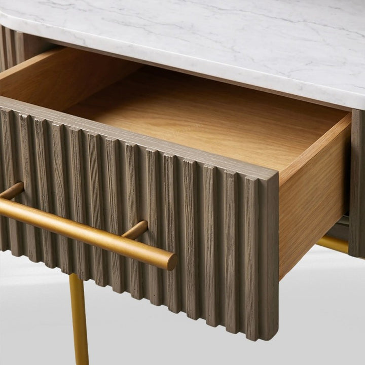 Fioley End Table with Drawer