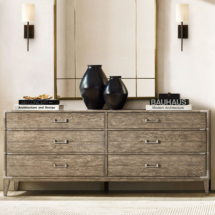 Varing Sconce