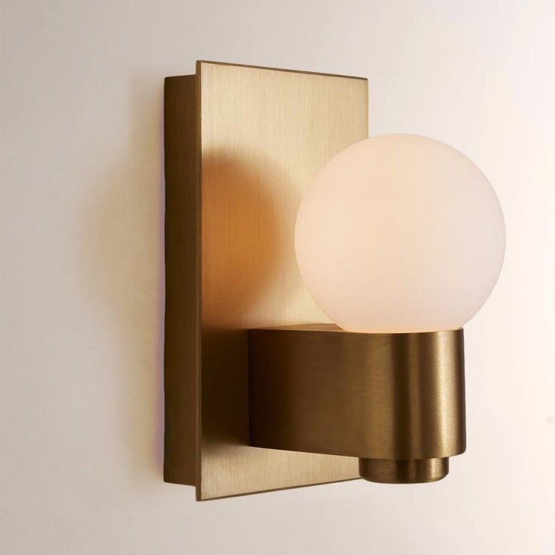 Vasen Sconce