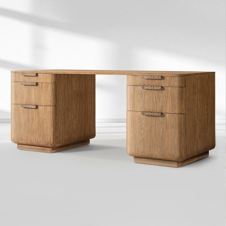 Cirano Desk