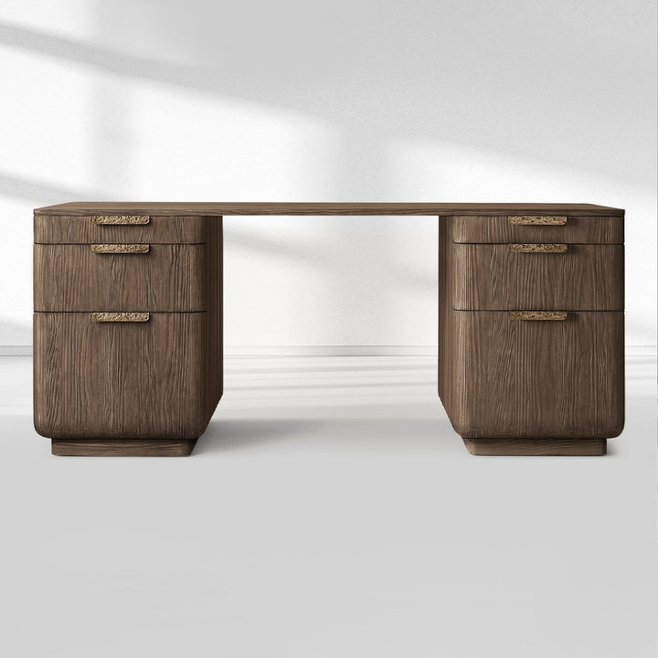 Cirano Desk