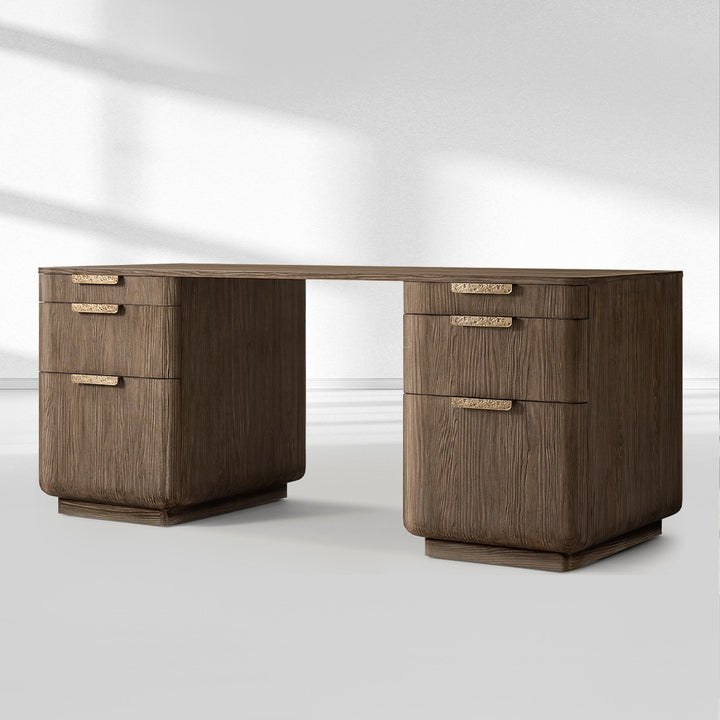 Cirano Desk