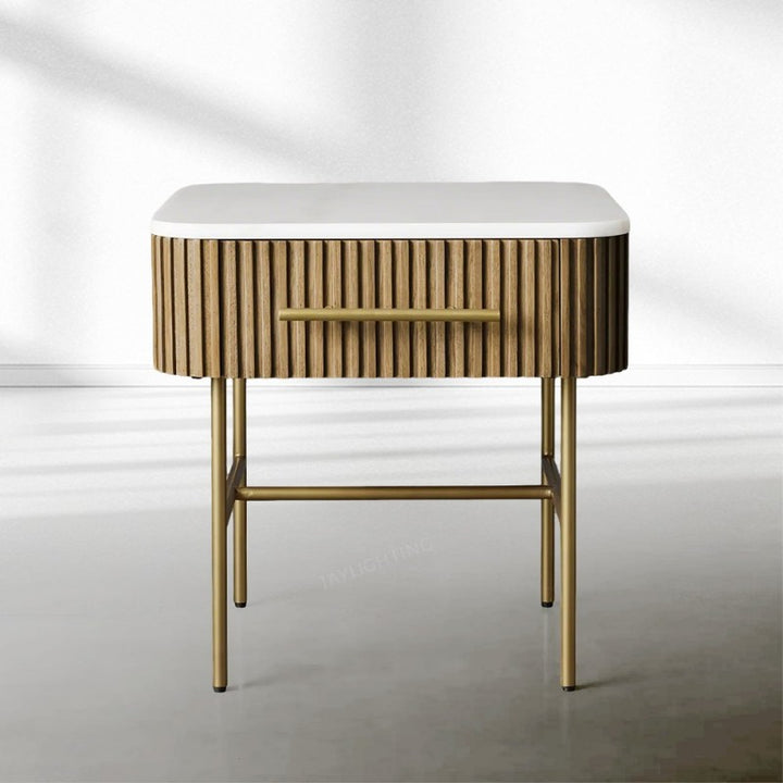 Fioley End Table with Drawer