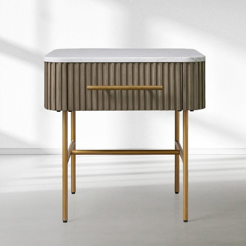 Fioley End Table with Drawer