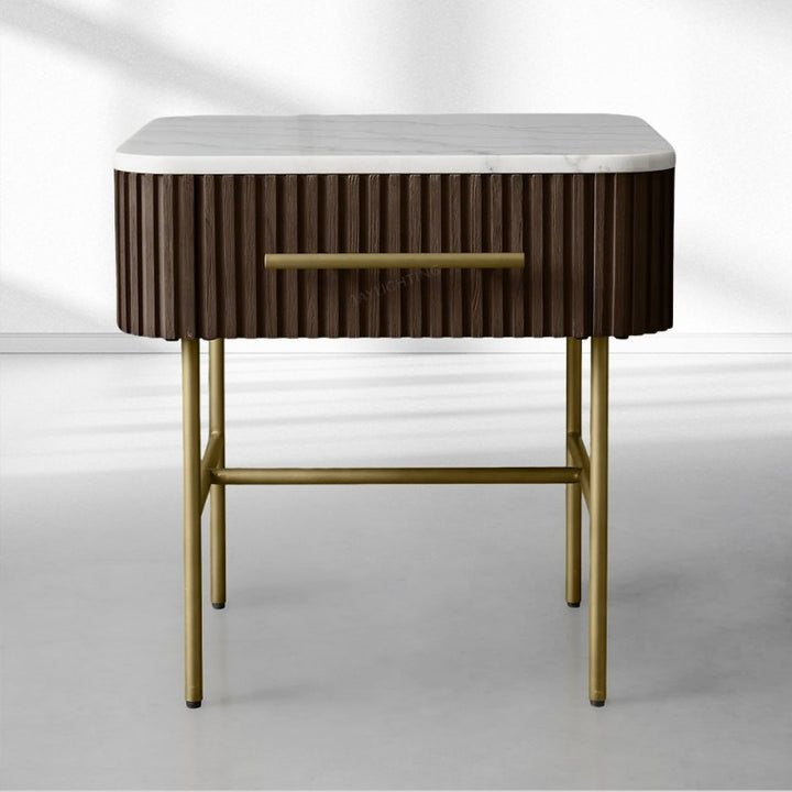 Fioley End Table with Drawer