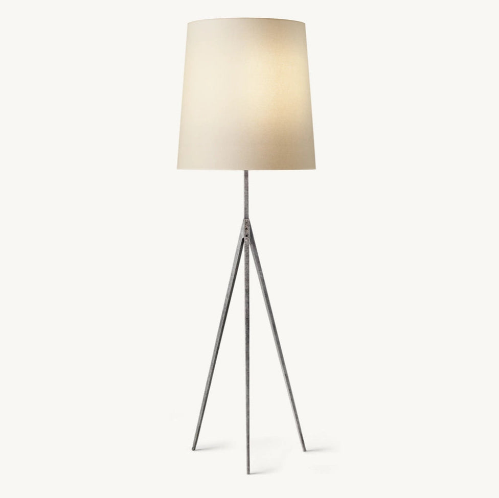 Varing Tripod Floor Lamp